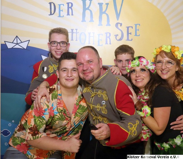 KKV-FB1-2223-200.jpg