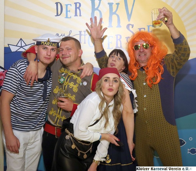KKV-FB1-2223-225.jpg