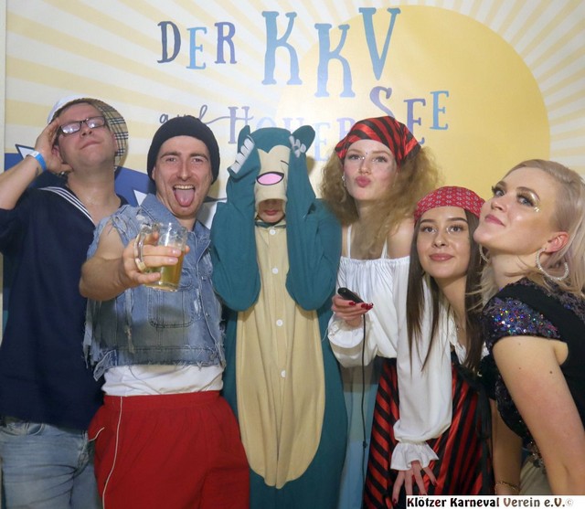 KKV-FB1-2223-002.jpg