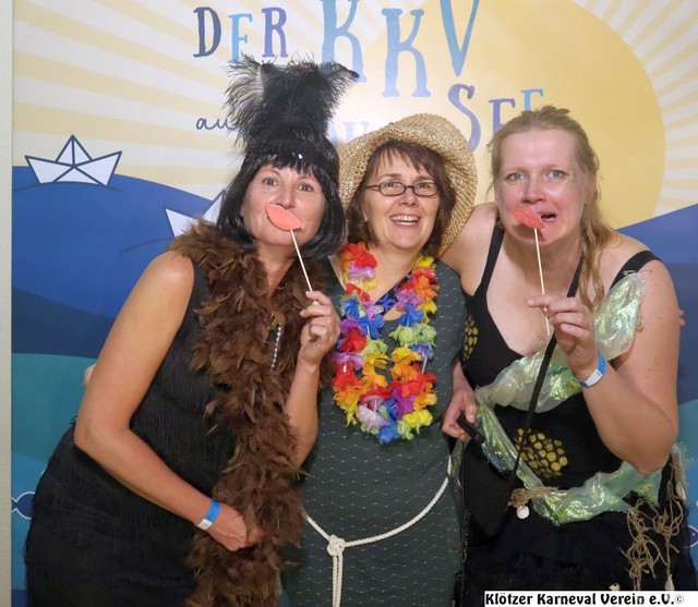 KKV-FB1-2223-330.jpg