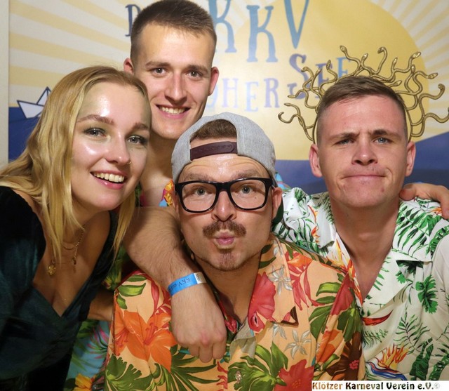KKV-FB1-2223-385.jpg