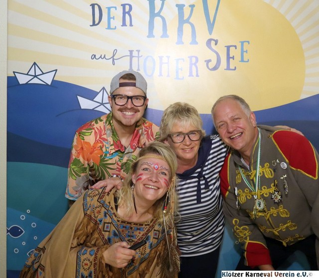 KKV-FB1-2223-410.jpg